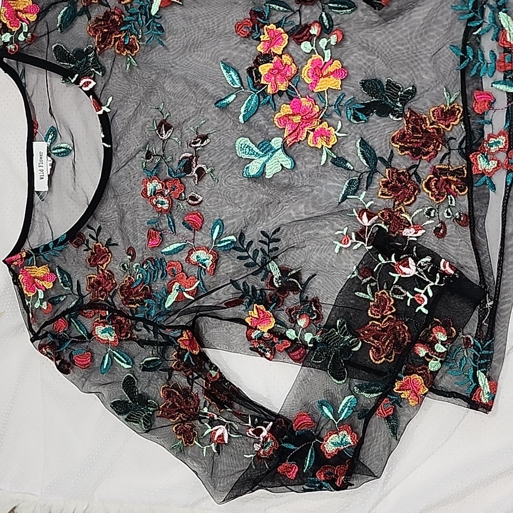 Wild Flower Mesh Embroidered Black Long Sleeves Top. 6 - Picture 7 of 13